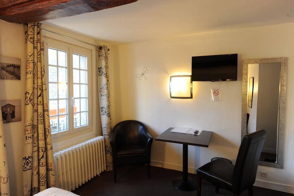 Le Dauphin 3* Honfleur